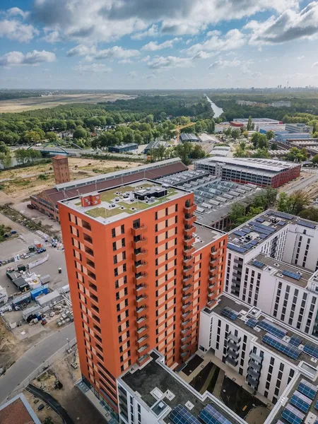 Neubauwohnung mit Fußbodenheizung und Balkon im Erstbezug / WBS 180 erforderlich — photo 1